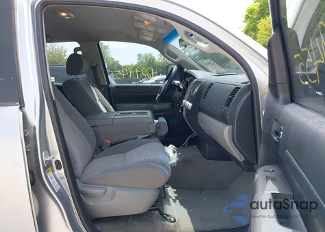 2010 Toyota Tundra Grade V6 из США, поврежденный, VIN 5TFRU5F16AX020545